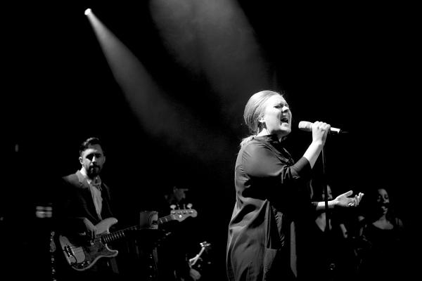 Adele - Debaser Medis, Stockholm 