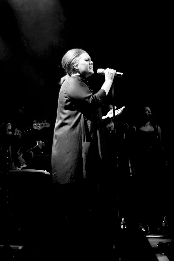 Adele - Debaser Medis, Stockholm 