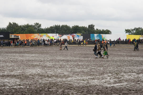 Roskilde Festival 2007 (besökarna och gyttjan) 2