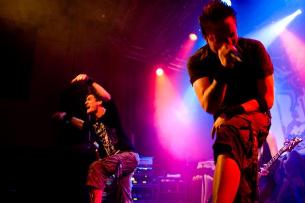 Sonic Syndicate (Stockholm, Debaser Medis) 11