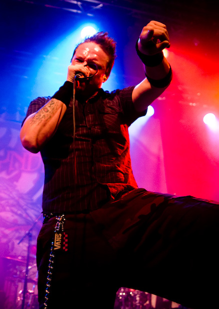 Sonic Syndicate (Stockholm, Debaser Medis) 13